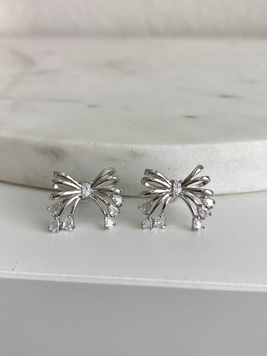 Statement Bow Studs