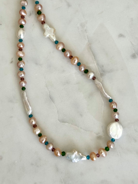 Crystalline Pearls Necklace