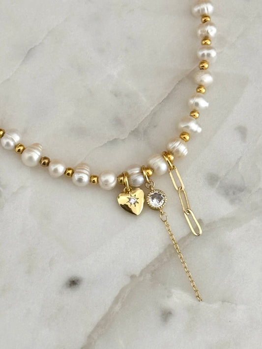 Golden Pearls Necklace